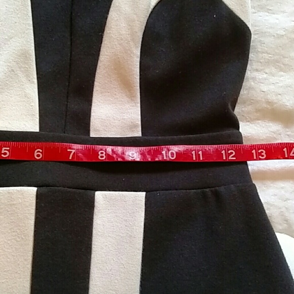 Black & Cream color block Dress - Picture 7 of 8